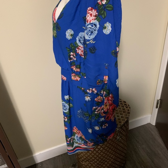 Floral dress - Picture 3 of 5